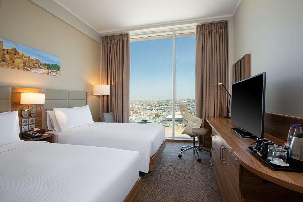 Hilton Garden Inn Riyadh Financial District Room photo